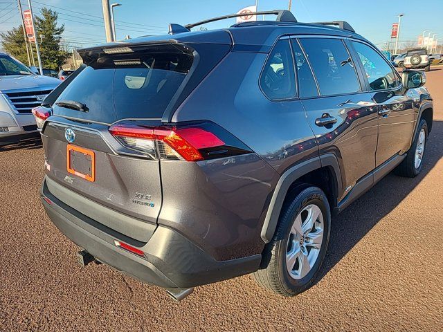 2021 Toyota RAV4 Hybrid XLE