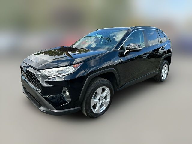 2021 Toyota RAV4 Hybrid XLE