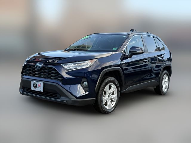 2021 Toyota RAV4 Hybrid XLE