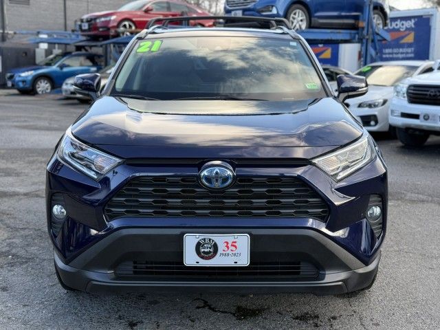 2021 Toyota RAV4 Hybrid XLE