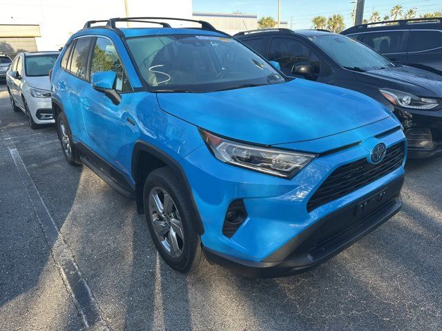 2021 Toyota RAV4 Hybrid XLE Premium