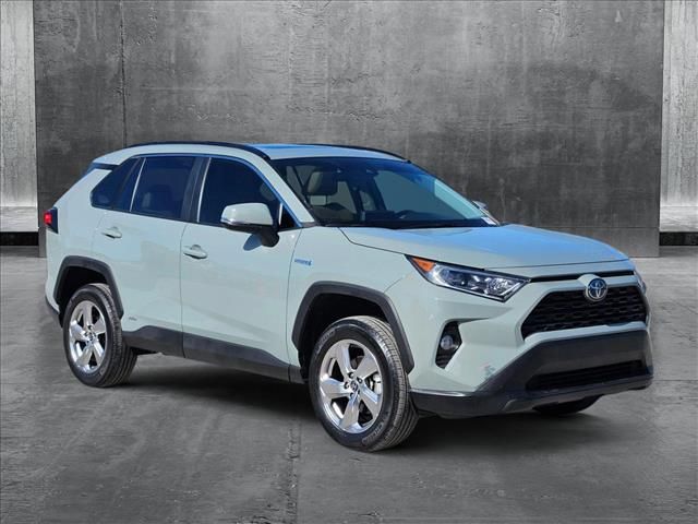 2021 Toyota RAV4 Hybrid XLE Premium