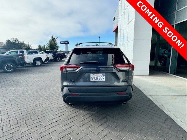 2021 Toyota RAV4 Hybrid XLE Premium