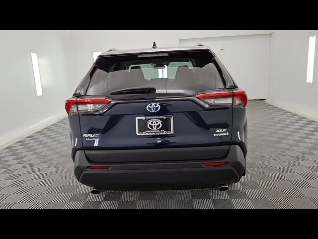 2021 Toyota RAV4 Hybrid XLE Premium