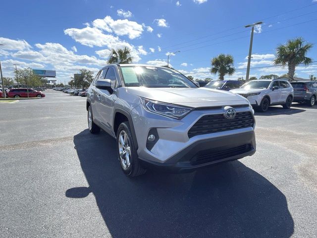 2021 Toyota RAV4 Hybrid XLE Premium