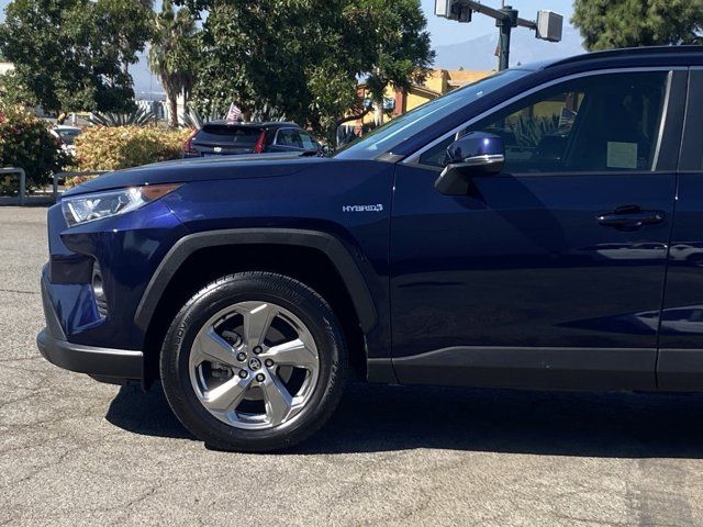 2021 Toyota RAV4 Hybrid XLE Premium