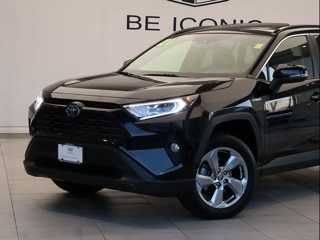 2021 Toyota RAV4 Hybrid XLE Premium