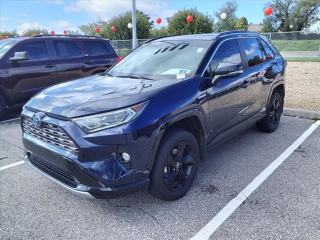 2021 Toyota RAV4 Hybrid XSE