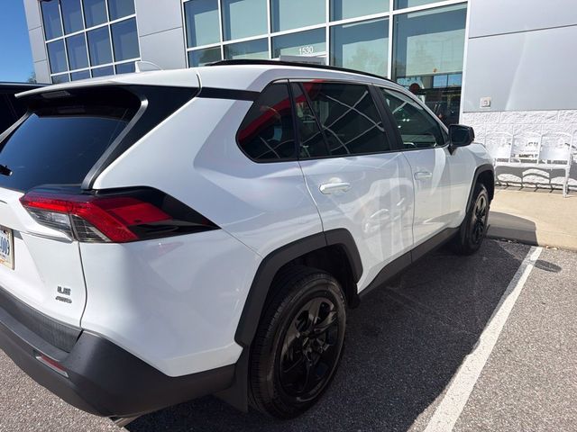 2021 Toyota RAV4 LE