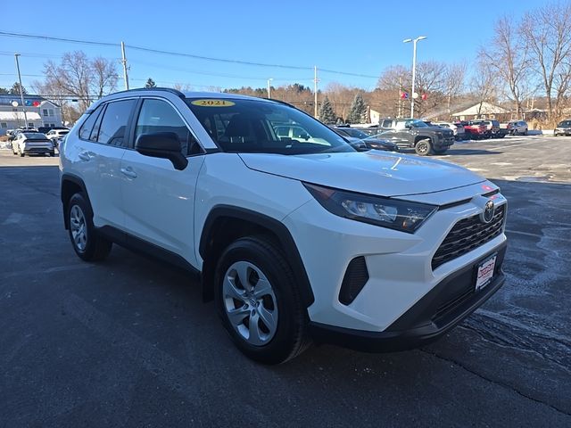 2021 Toyota RAV4 LE