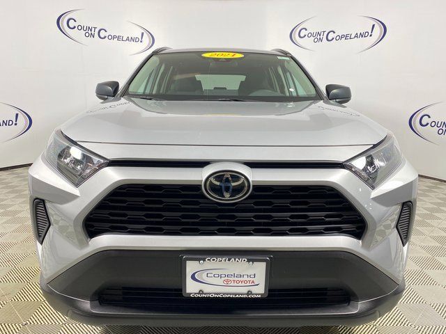 2021 Toyota RAV4 LE