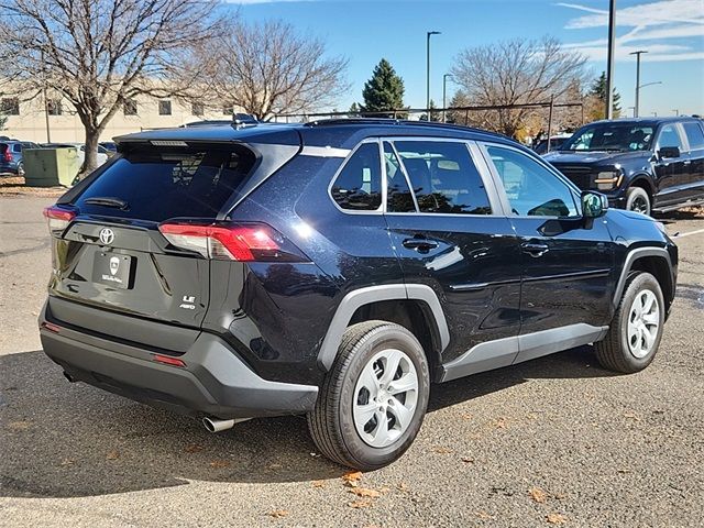 2021 Toyota RAV4 LE