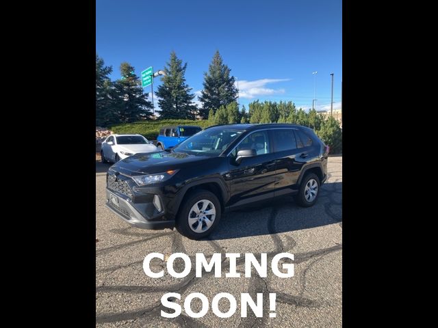 2021 Toyota RAV4 LE