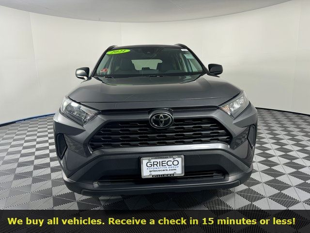 2021 Toyota RAV4 LE