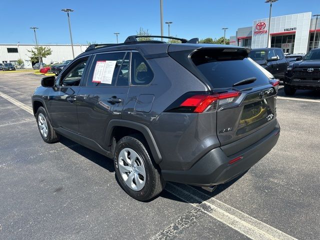 2021 Toyota RAV4 LE