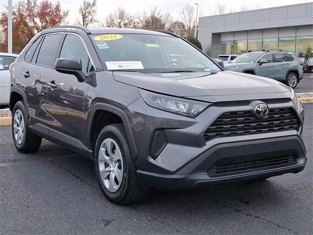 2021 Toyota RAV4 LE