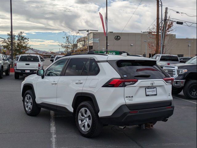 2021 Toyota RAV4 LE