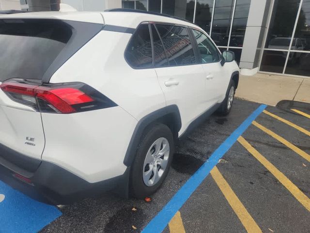 2021 Toyota RAV4 LE