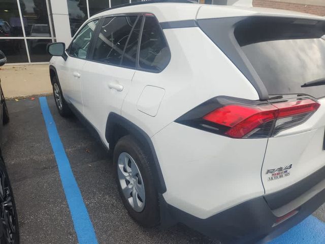 2021 Toyota RAV4 LE