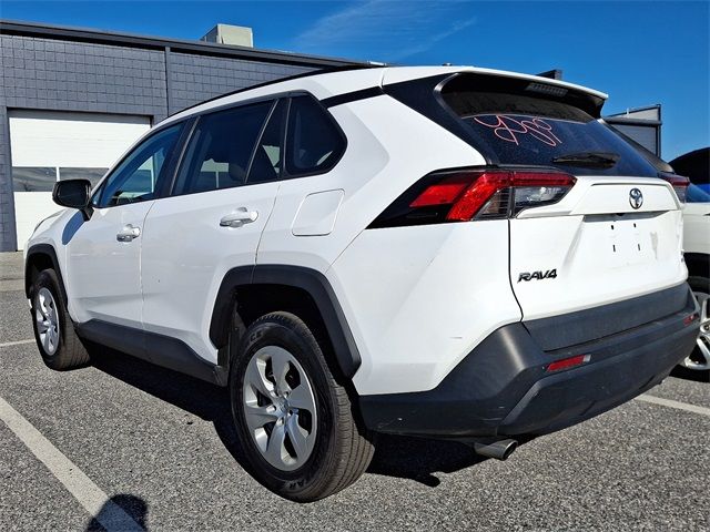 2021 Toyota RAV4 LE