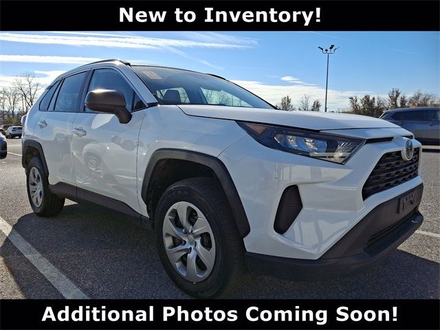 2021 Toyota RAV4 LE