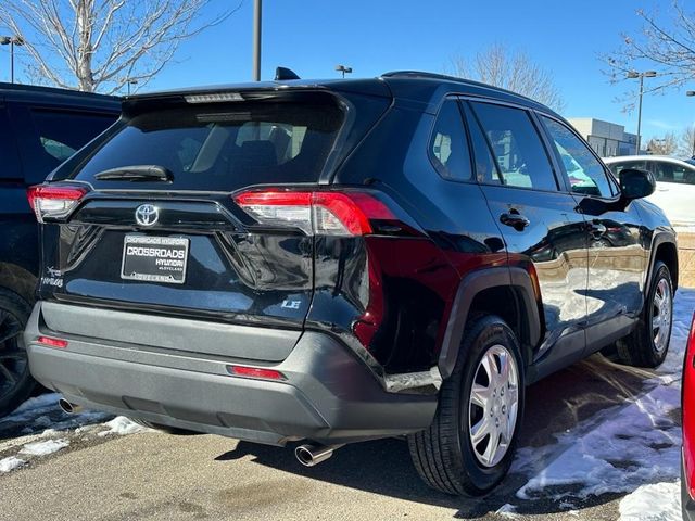 2021 Toyota RAV4 LE