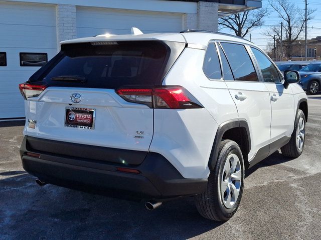 2021 Toyota RAV4 LE