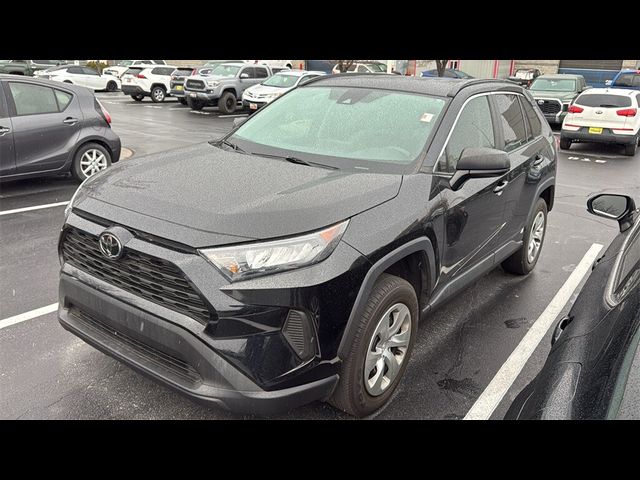 2021 Toyota RAV4 LE