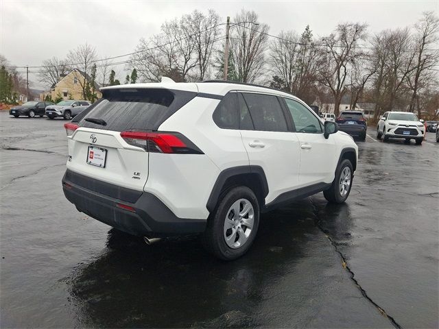 2021 Toyota RAV4 LE