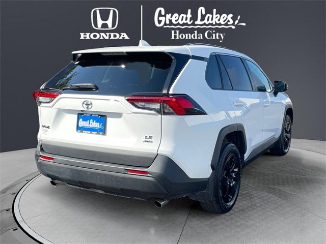 2021 Toyota RAV4 LE