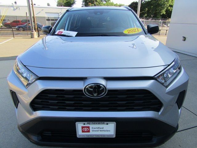 2021 Toyota RAV4 LE