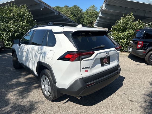 2021 Toyota RAV4 LE