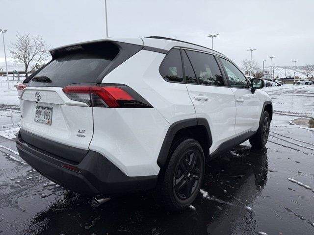 2021 Toyota RAV4 LE