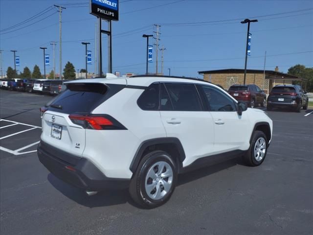 2021 Toyota RAV4 LE