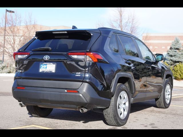 2021 Toyota RAV4 LE