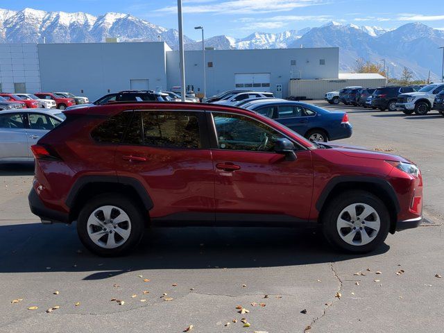 2021 Toyota RAV4 LE