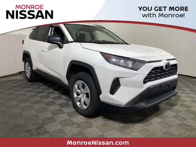 2021 Toyota RAV4 LE