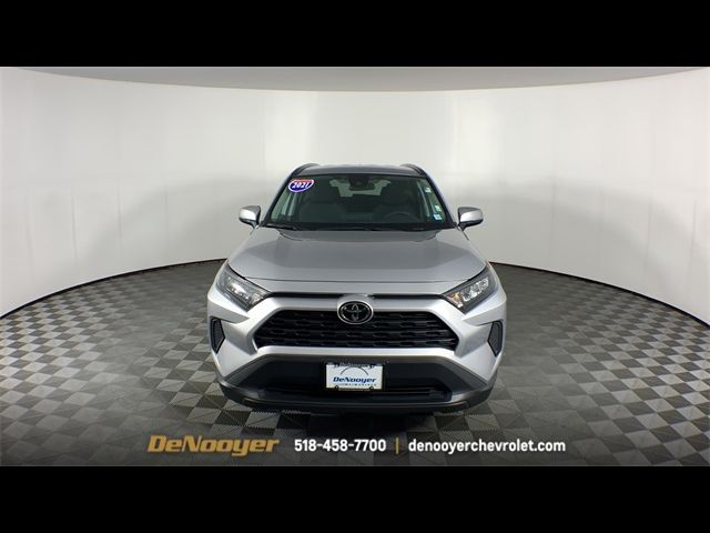 2021 Toyota RAV4 LE