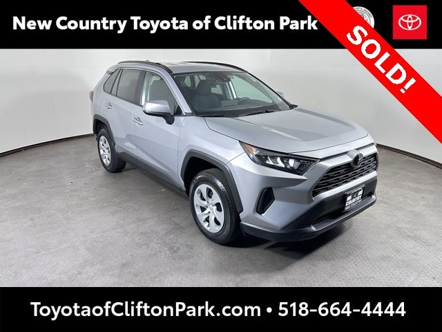 2021 Toyota RAV4 LE