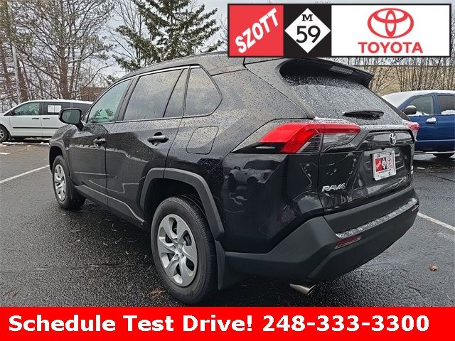 2021 Toyota RAV4 LE