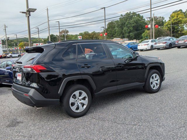 2021 Toyota RAV4 LE