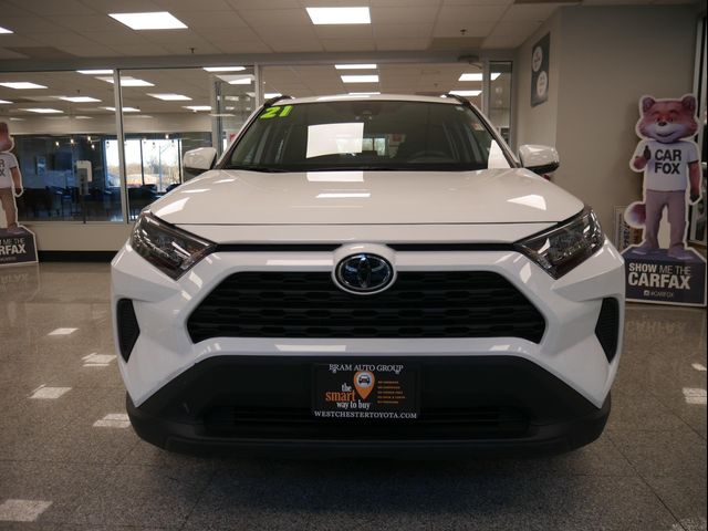 2021 Toyota RAV4 LE