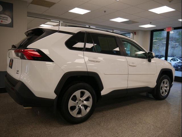 2021 Toyota RAV4 LE