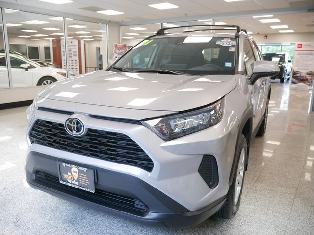 2021 Toyota RAV4 LE