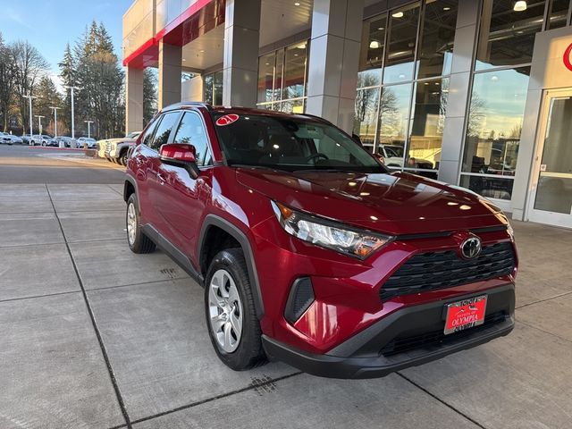 2021 Toyota RAV4 LE