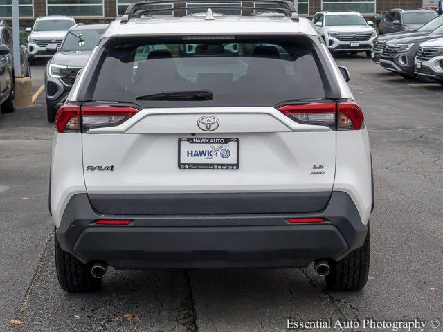 2021 Toyota RAV4 LE