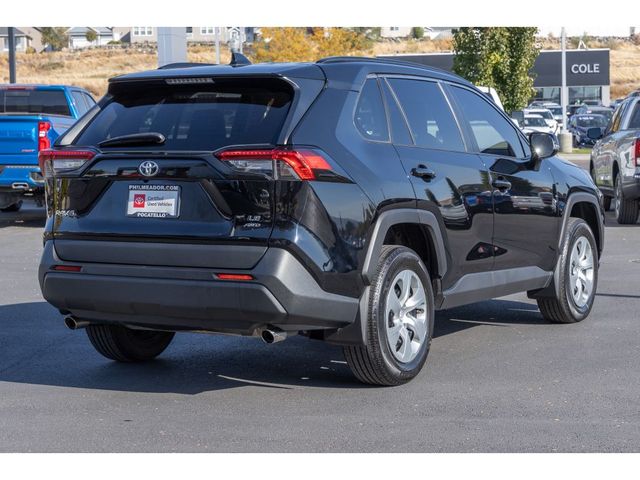 2021 Toyota RAV4 LE