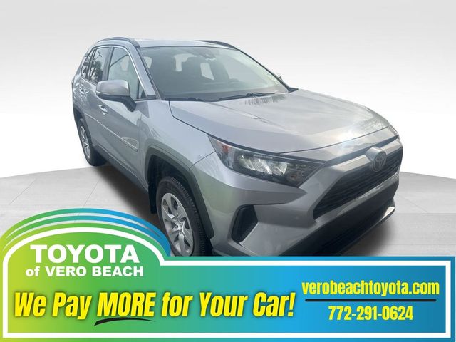 2021 Toyota RAV4 LE