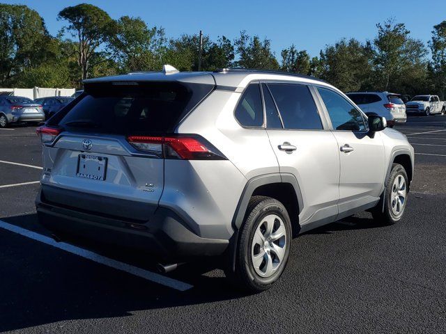 2021 Toyota RAV4 LE