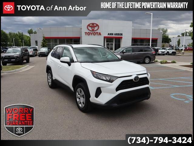 2021 Toyota RAV4 LE